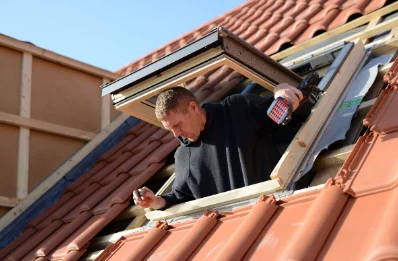 Pose de fenêtres de toit Velux à Steene
